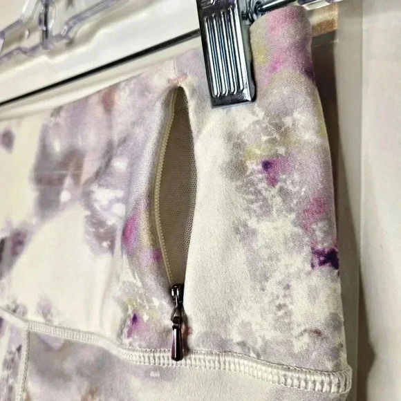 CALIA by Carrie Underwood Abstract Purple and White Leggings - Picture 8 of 8